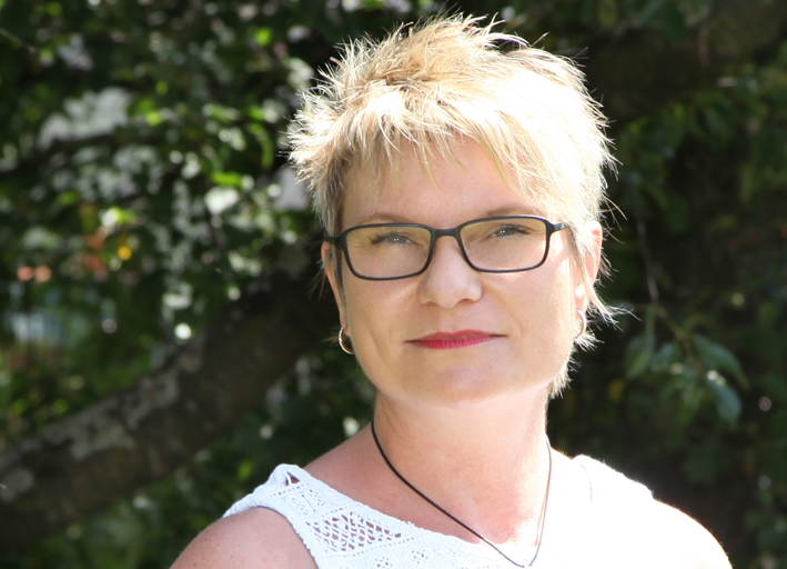 Portrait Manuela C Manuela Merkle