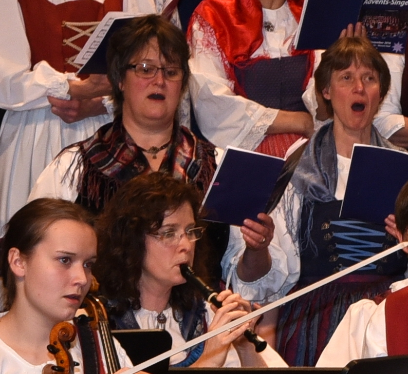 Instrumentalisten und Sängerinnen